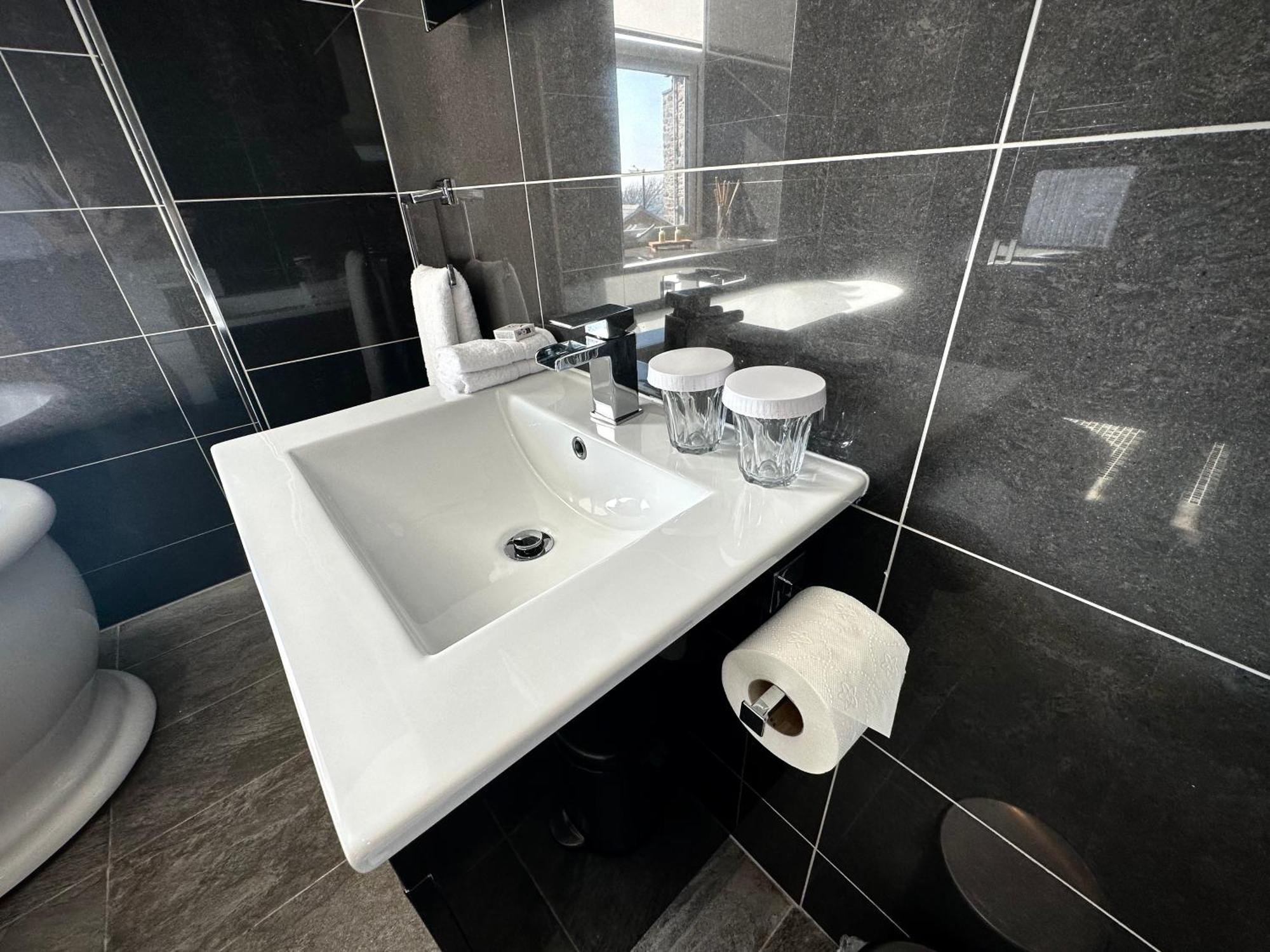 Halvard Apartments At كاسلتاون المظهر الخارجي الصورة